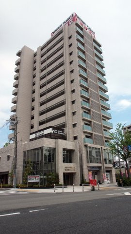 富士林プラザ15番館の外観