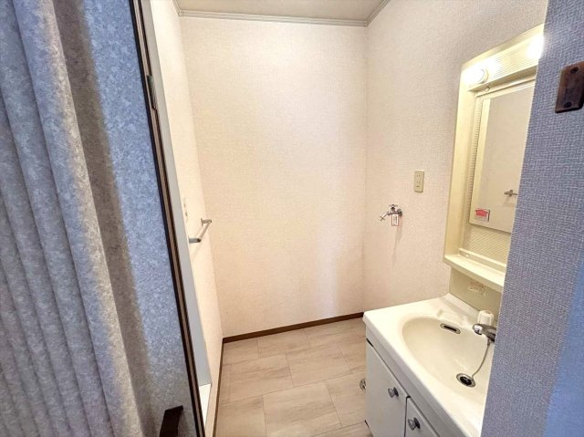 ジュネス　Ⅱの洗面所