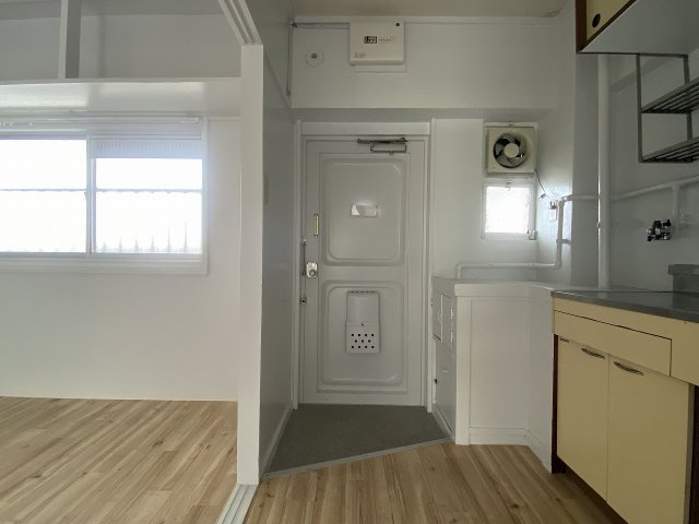 ビレッジハウス法善寺2号棟の玄関|ビレッジハウス法善寺3号棟　玄関