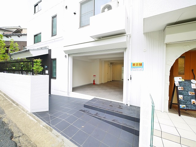 興福寺みなみのエントランス