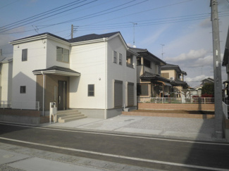 【駐車場】 | 十分な駐車場があります