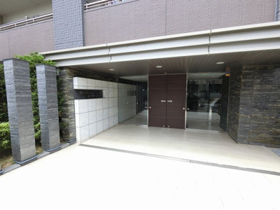 【エントランス】 | アデニウム川崎 | エントランス部分