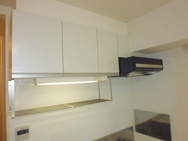 グリーンのキッチン