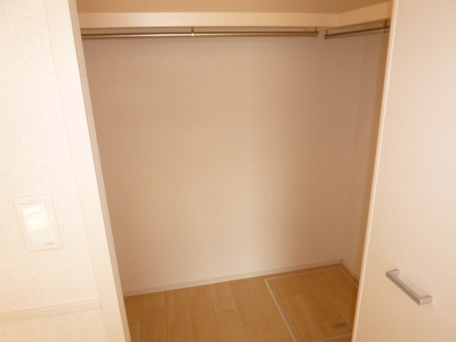 ノヴァⅠの収納|ウォークインクローゼット