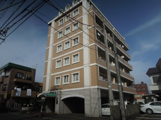 プチアベニュー花堂の外観