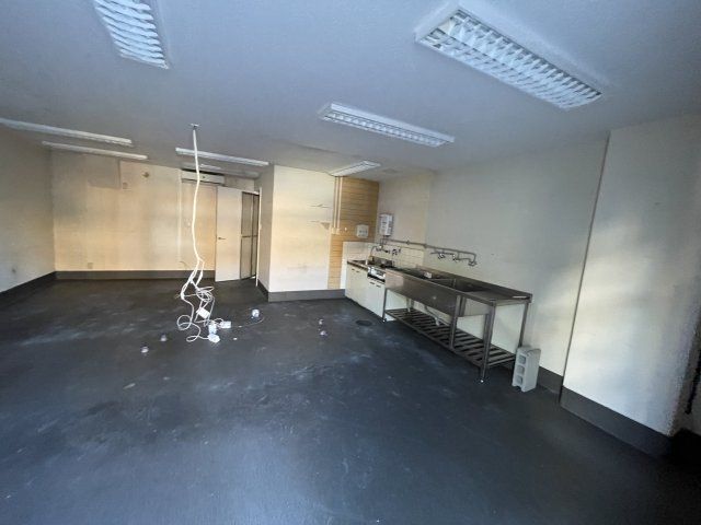 ジニアースの駐車場