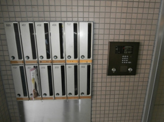 【エントランス】