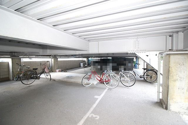 Mハイツの駐車場|カースペースがあります