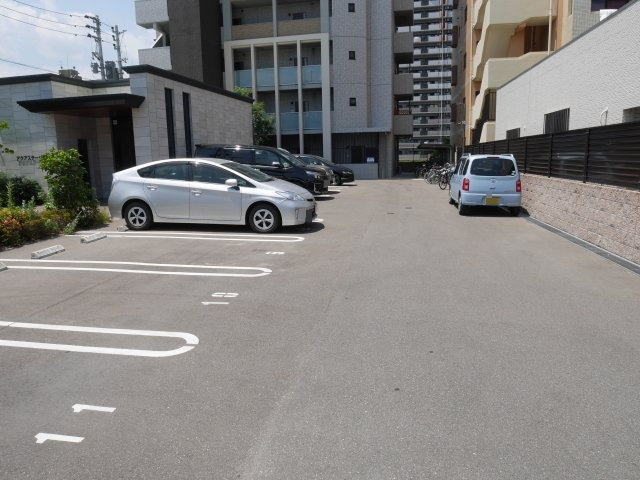 【駐車場】 | アクアステージ美野島 | アクアステージ美野島の駐車場