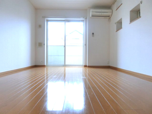 シャロルエヌの居間・リビング