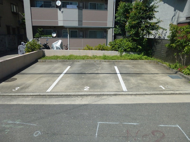 【駐車場】 | ヴィラハピネス