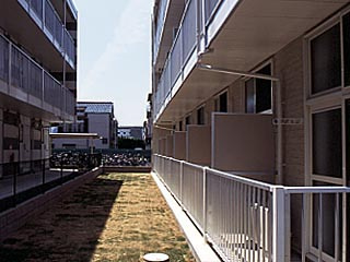 【バルコニー】 | レオパレスラピート