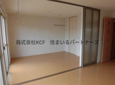 ガーデンヒルズ荒木の居間・リビング|ゆったり過ごせるリビングです