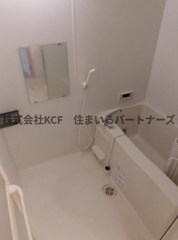 ガーデンヒルズ荒木の浴室|ゆったり過ごせるお風呂です