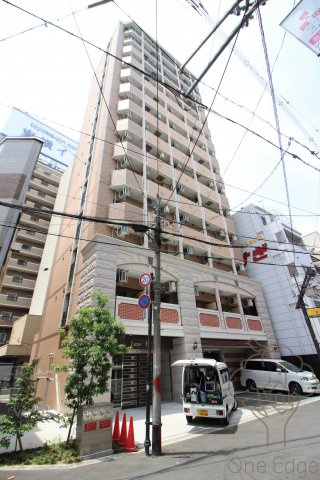 Luxe十三の外観