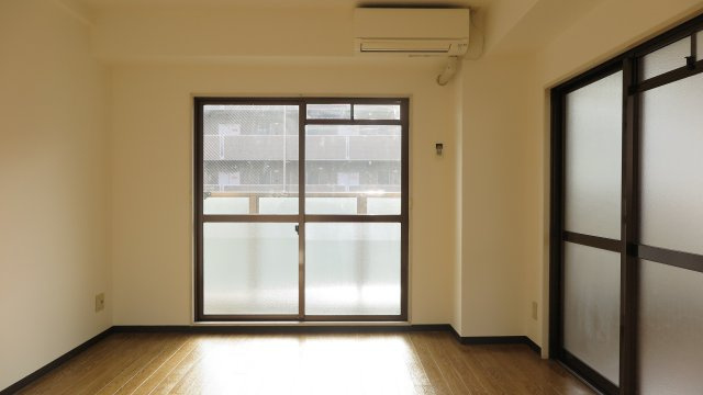 コート幸町の内装