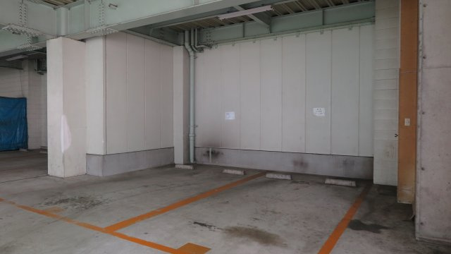 コート幸町の駐車場