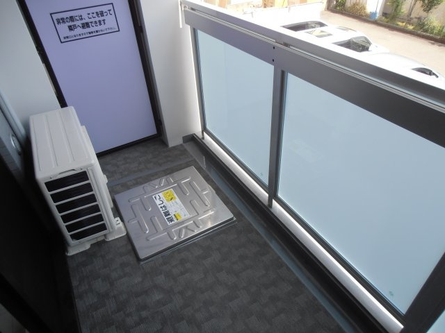 W-STYLE新大阪のバルコニー