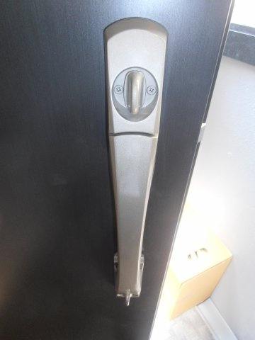 W-STYLE新大阪の玄関
