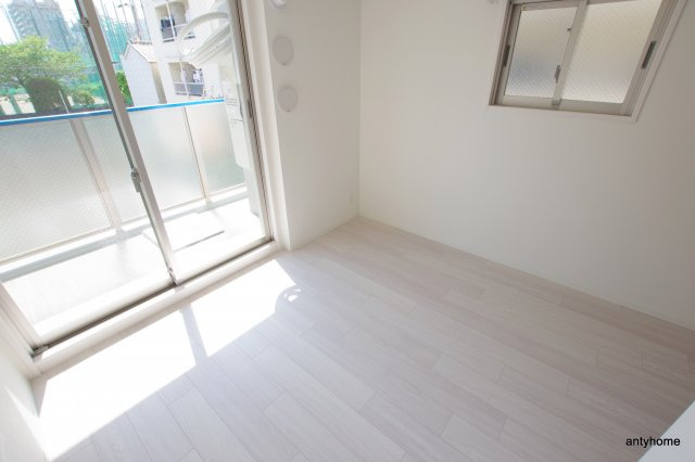 エスリード弁天町ポートヴィラ　仲介手数料無料の洋室