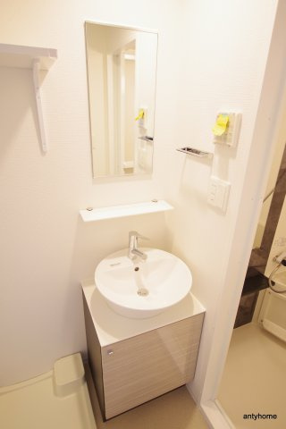 エスリード弁天町ポートヴィラ　仲介手数料無料の洗面所