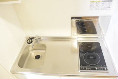 【キッチン】 | クレイノ池田石橋 | IH&ラジエントヒーターの2口コンロ完備