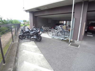 【その他共用部分】 | ＡＳプレミアム神戸西 | 駐輪場