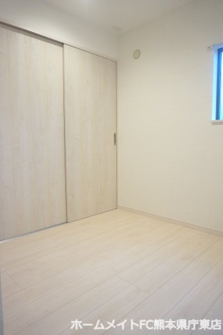 REGALEST エルドラード琴平の洋室