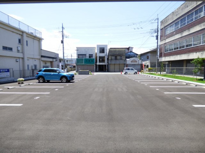 【駐車場】 | ドミールチュウオウ