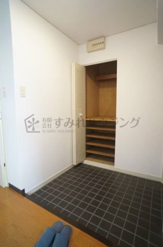 ライオンズマンション宝塚売布の玄関