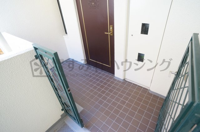 ライオンズマンション宝塚売布の玄関