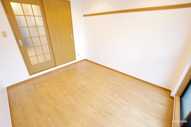 FIVE TWO　仲介手数料無料の洋室