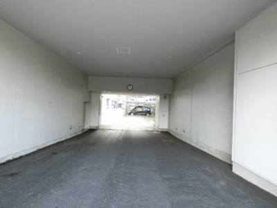 【駐車場】 | プレミスト横浜ポートサイド | 駐車場入り口