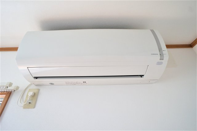 プチキャロットの設備|必需品ですねエアコン（２階のお部屋の写真です）