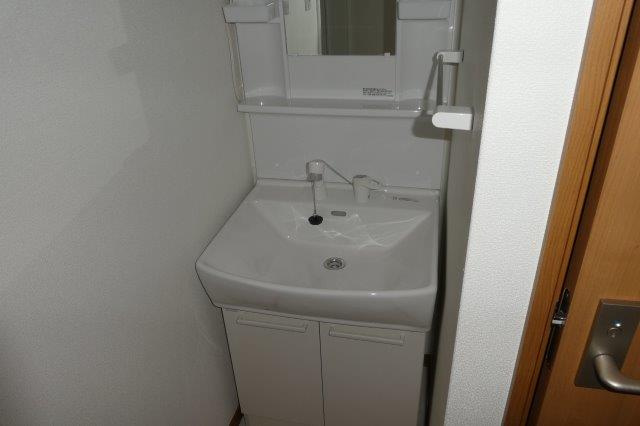 フォルム恵喜の独立洗面台|シャンプードレッサー