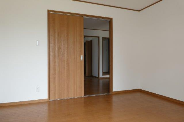 フォルム恵喜の居間・リビング