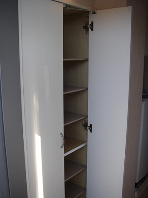 【玄関】 | レオパレス南金田 | シューズボックス有り