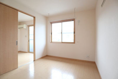 【その他】 | SHARES・m