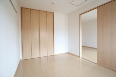 【その他】 | SHARES・m