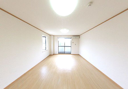 シェアーウエストの居間・リビング|ゆったりとしたリビングです