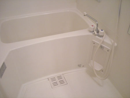 シェアーウエストの浴室|お風呂です