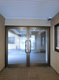 【その他共用部分】 | 防犯面でも安心のオートロック付です。