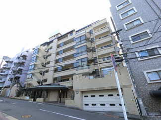 【外観】 | JR・私鉄各線「横浜」駅徒歩5分！駅近ならではの便利な住環境も魅力的です。