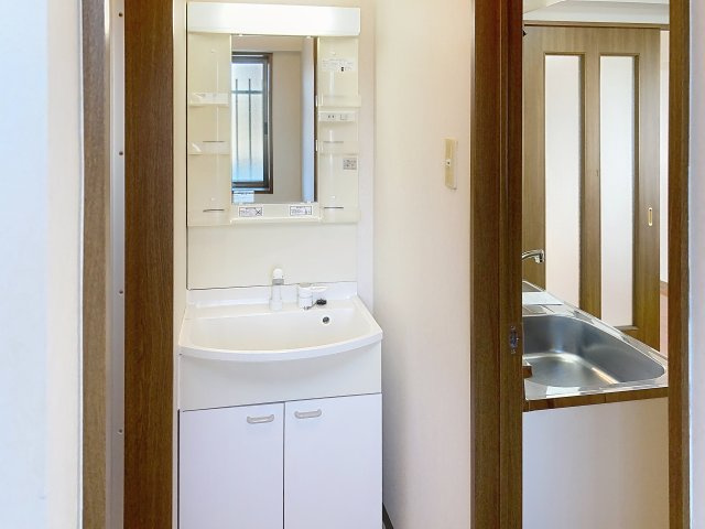 プロシードGTFの独立洗面台|朝の身支度には欠かせない独立洗面化粧台