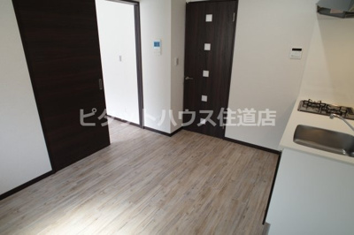 【居間・リビング】 | ラ・トゥール大東