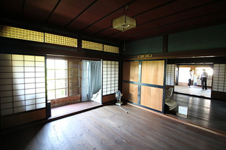 【居間・リビング】 | 米原市野一色　中古戸建