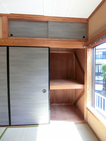 土気町1553邸の収納