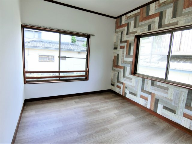 土気町1553邸の洋室