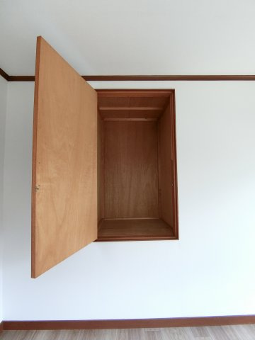 土気町1553邸の収納