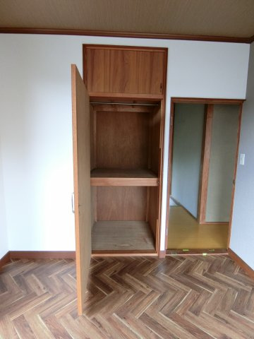 土気町1553邸の収納